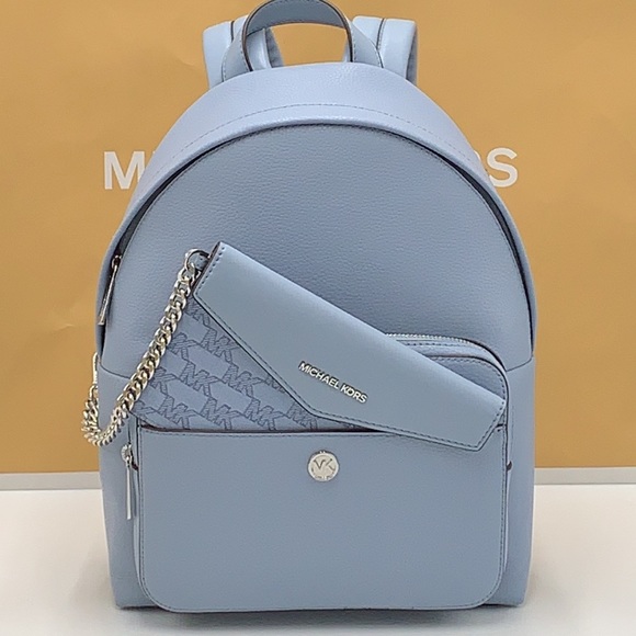 MICHAEL KORS Maisie Medium Pebbled Leather 2-in-1 BackpackPale Blue NWOT - Picture 4 of 16
